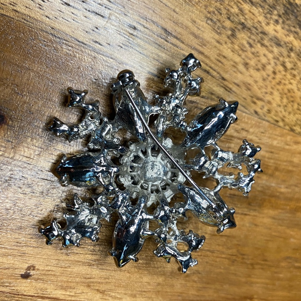 Retro Blue Rhinestone Brooch 💙 - Picture 7 of 7